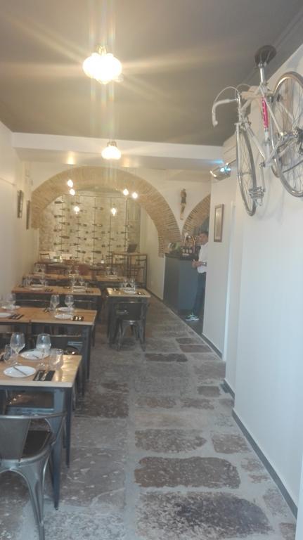 Alfama Apartments Services Лиссабон Экстерьер фото